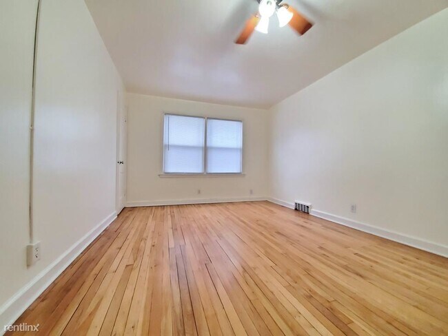 4522 N Teutonia Ave-Unit -Unit 3 in Milwaukee, WI - Building Photo - Building Photo