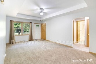 220 Pine Ridge Rd in Battle Creek, MI - Building Photo - Building Photo