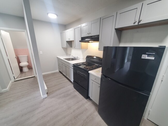 property at 760 Cummins Hwy
