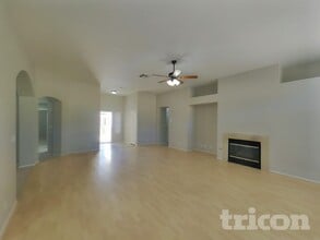 1736 W Gentle Brook St in North Las Vegas, NV - Building Photo - Building Photo