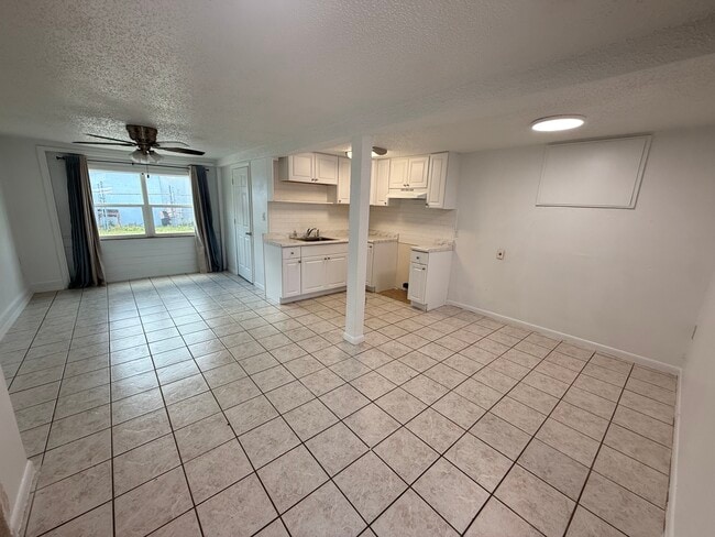 1131 5th St SW, Unit 4 downstairs