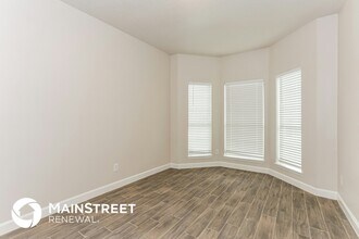 1954 Pin Oak Ln in Lancaster, TX - Building Photo - Building Photo