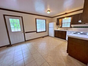 4817 Alberta Rd in Chesterfield, VA - Building Photo - Building Photo
