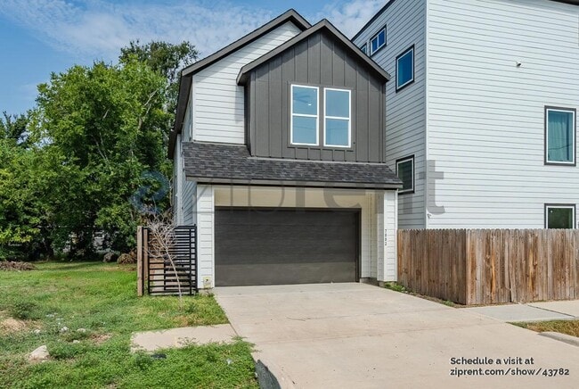 7002 Sidney St in Houston, TX - Building Photo - Building Photo