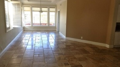 840 Calle Talentia in Escondido, CA - Building Photo - Building Photo