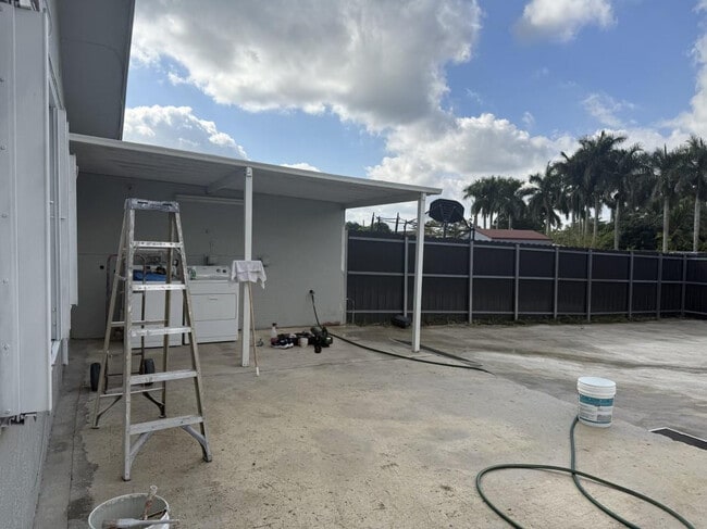 24000 SW 207th Ave in Homestead, FL - Building Photo - Building Photo