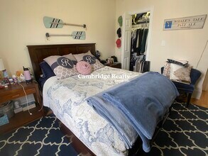 24 Willard Ave, Unit 2 in Medford, MA - Building Photo - Building Photo