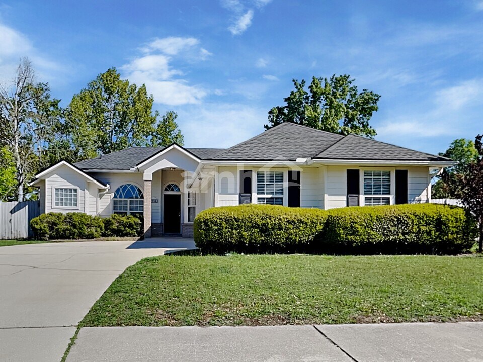 2906 Decidely St in Green Cove Springs, FL - Building Photo