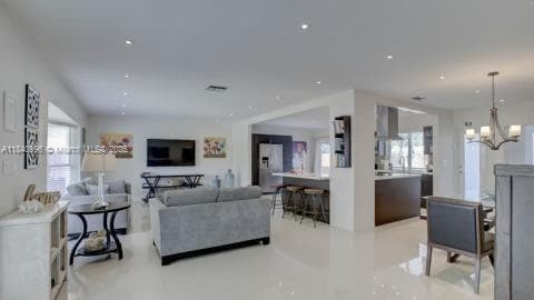 1321 Madison St in Hollywood, FL - Building Photo - Building Photo