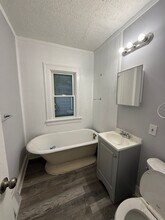 18906 Ironwood Ave in Cleveland, OH - Building Photo - Building Photo