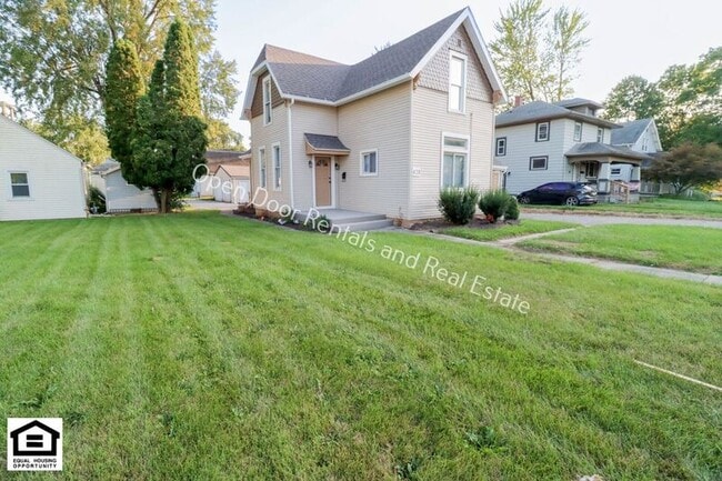 property at 428 1/2 Lincoln Hwy E