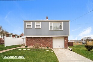 710 Sheridan Ave in Greensburg, PA - Building Photo