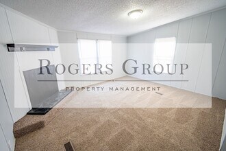 1914 Jacksontown Rd in Henderson, NC - Foto de edificio - Building Photo