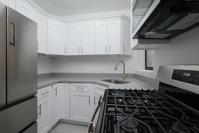 property at 55 E 190th St