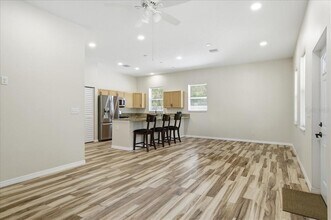 3706 13th St N in St. Petersburg, FL - Building Photo - Building Photo