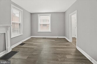 20 S Locust St in Hagerstown, MD - Building Photo - Building Photo