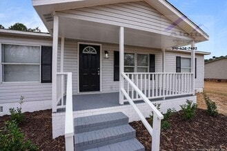 2407 O'Hara Dr in Raeford, NC - Building Photo - Building Photo