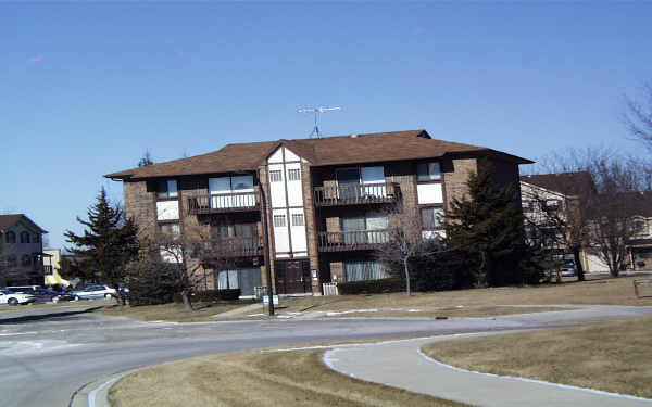 1509 Georgia Ct in Naperville, IL - Foto de edificio - Building Photo