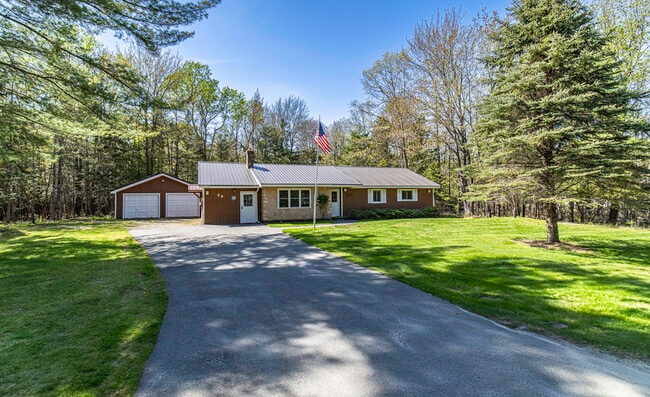 property at 29 Fields Pond Rd