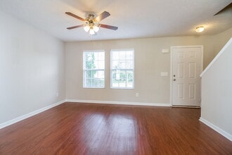 3427 Country Almond Way in Murfreesboro, TN - Foto de edificio - Building Photo