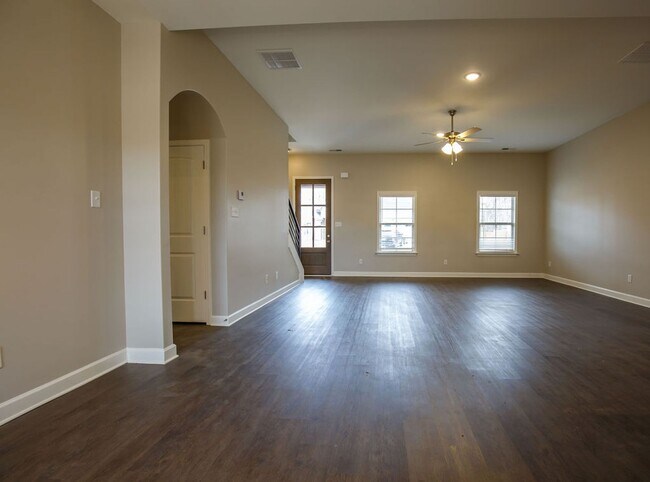 5711 Tucker Lndg in Horn Lake, MS - Building Photo - Building Photo