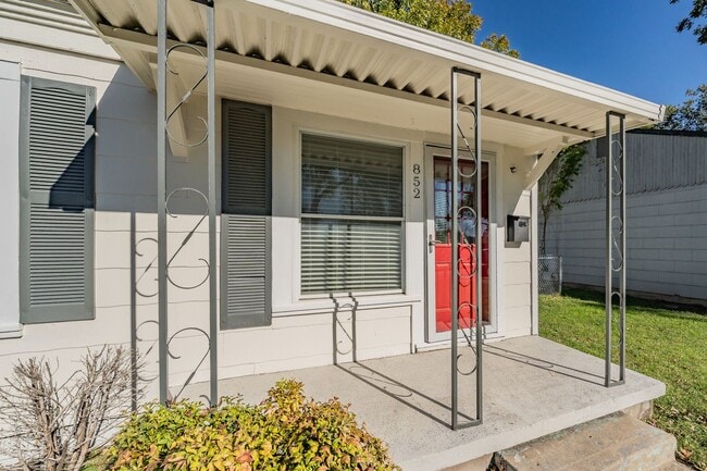 852 Edgefield Rd in Fort Worth, TX - Building Photo - Building Photo