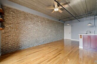 10 S Dunton Ave in Arlington Heights, IL - Building Photo - Building Photo