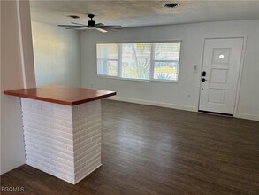 5521 Granada Rd in Ft. Myers, FL - Building Photo - Building Photo