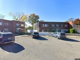 218-46 138th Rd in Queens, NY - Building Photo