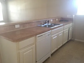 7724-7730 Stanley Ct in Joshua, TX - Foto de edificio - Building Photo