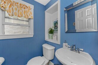 47 Allston St, Unit #1 in Boston, MA - Foto de edificio - Building Photo