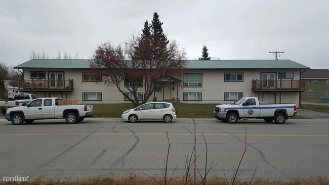 135 N Alaska St-Unit -Apt 5 in Palmer, AK - Building Photo - Building Photo