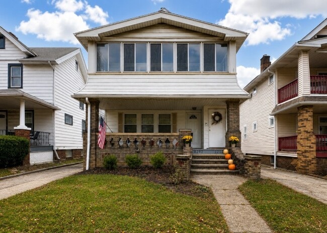 property at 2202 Waterbury Rd