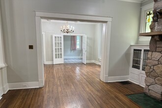 122 N Evergreen St in Memphis, TN - Building Photo - Building Photo