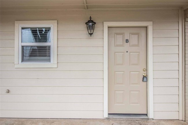 6616 Berke Pl-Unit -C in Fort Worth, TX - Building Photo - Building Photo