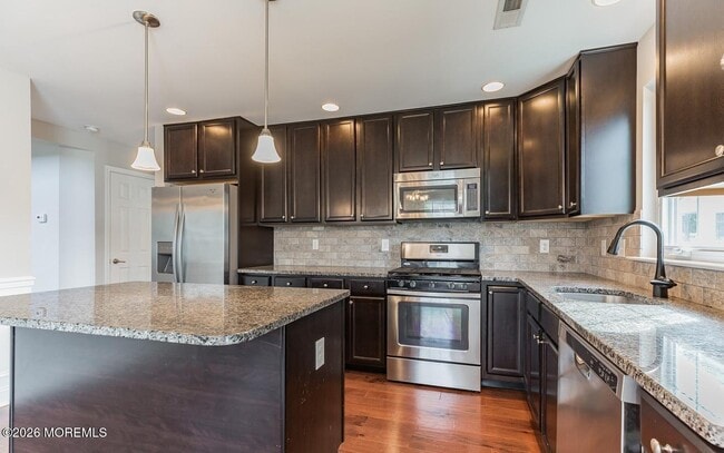 507 Lexington Mews in Swedesboro, NJ - Building Photo - Building Photo