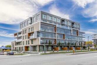 Coco Oakridge in Vancouver, BC - Building Photo - Building Photo