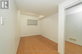 17 Sterling St in London, ON - Building Photo - Building Photo