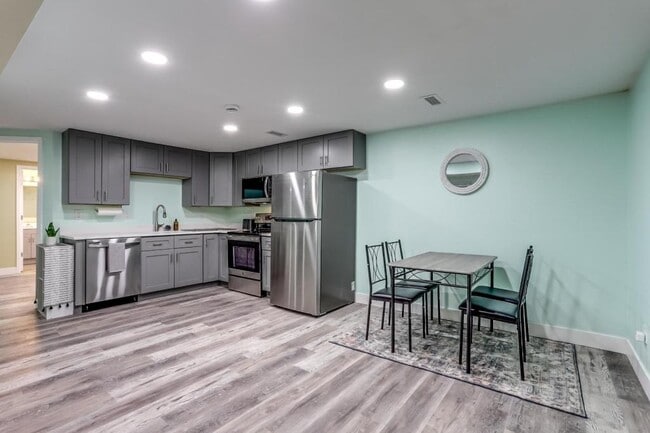 15054 E Dartmouth Ave in Aurora, CO - Building Photo - Building Photo