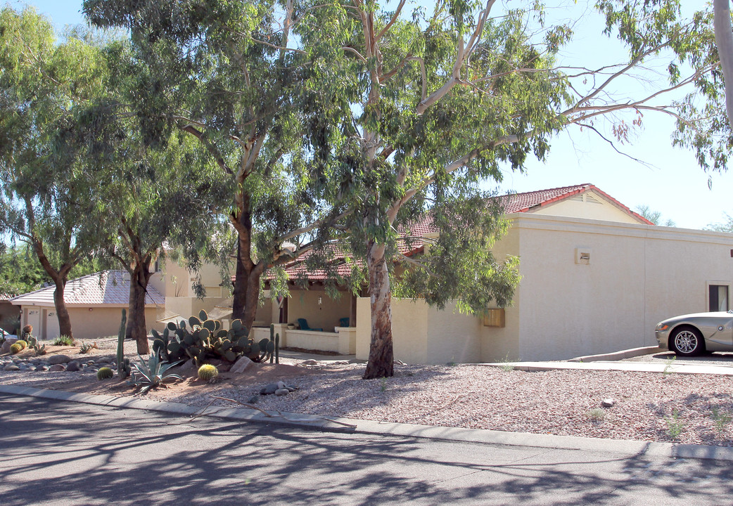 16629 E Almont Dr in Fountain Hills, AZ - Building Photo