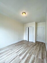 12 Humphreys Pl, Unit 8 in Boston, MA - Foto de edificio - Building Photo