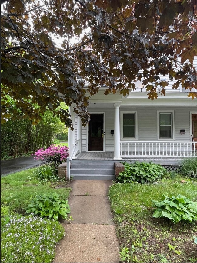 property at 1740 Farmington Ave