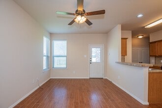 1426 Piedmont Dr in Mansfield, TX - Building Photo - Building Photo