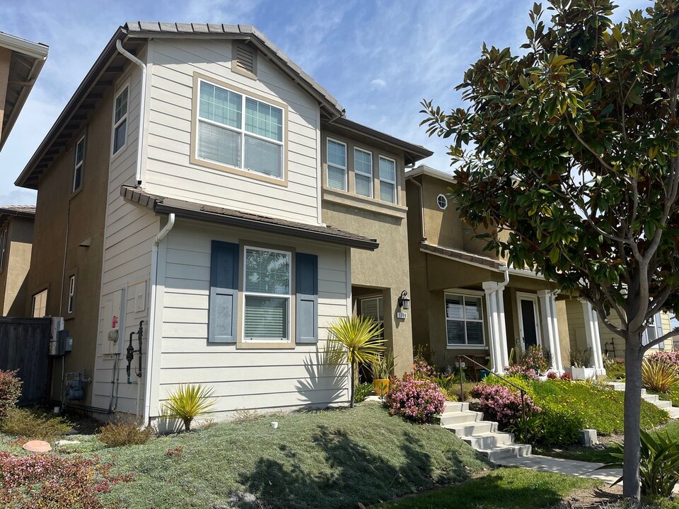 1788 Dixie St in Oceanside, CA - Foto de edificio