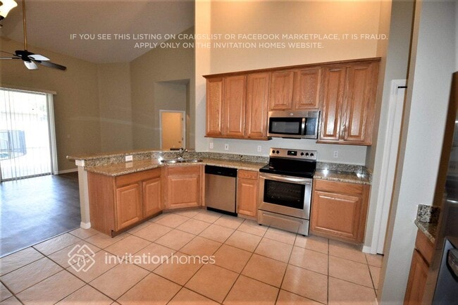 3960 Woodview Dr in Sarasota, FL - Building Photo - Building Photo