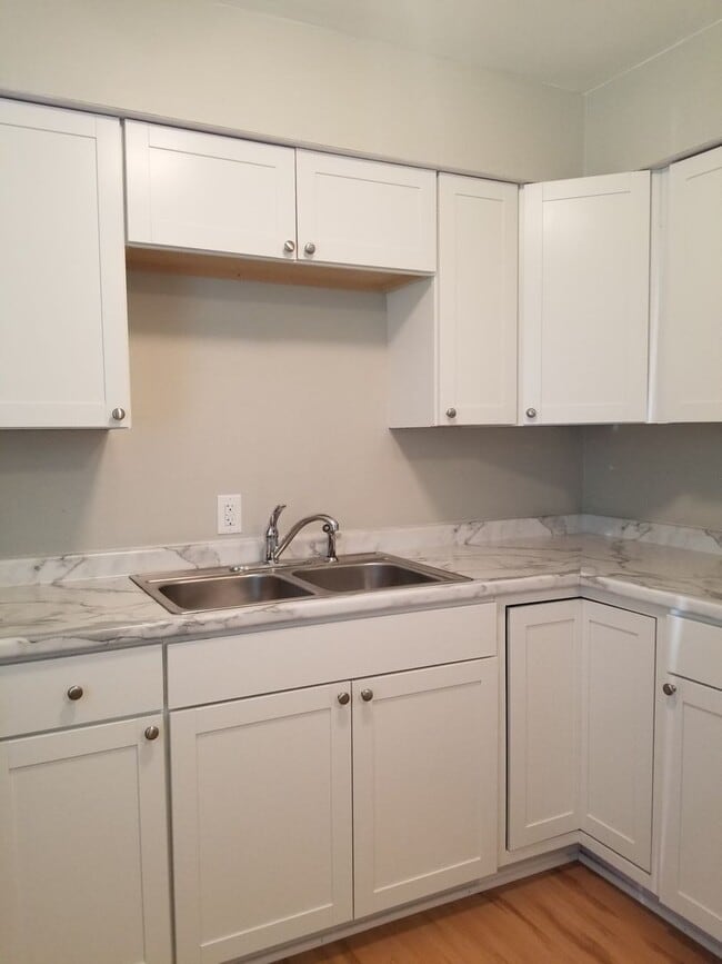property at 3542 Albee Dr