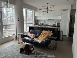 8-1218 Mercer St in Toronto, ON - Building Photo - Building Photo