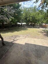 318 Glendale Dr in Grand Prairie, TX - Building Photo - Building Photo