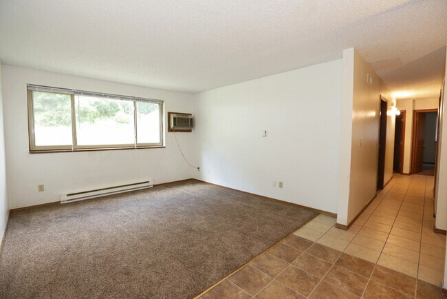 1415 5th Ave S in St. Cloud, MN - Building Photo - Building Photo