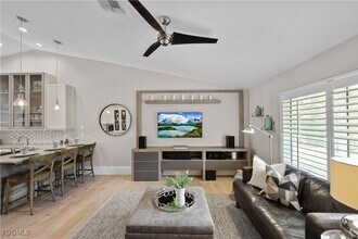 2003 Timberline Dr in Naples, FL - Building Photo - Building Photo